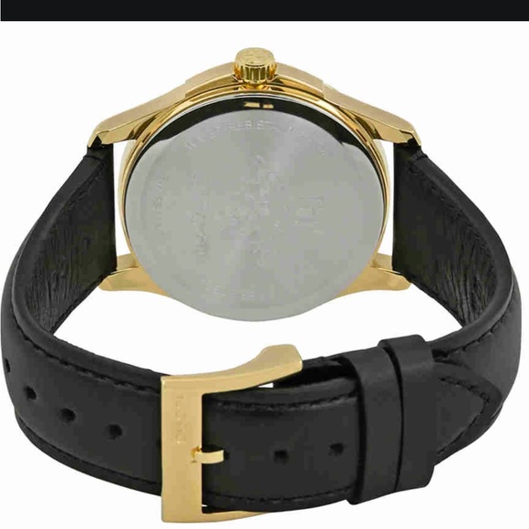 Gucci G Timeless Bee Red Dial Mens Watch - Picture 3 of 9